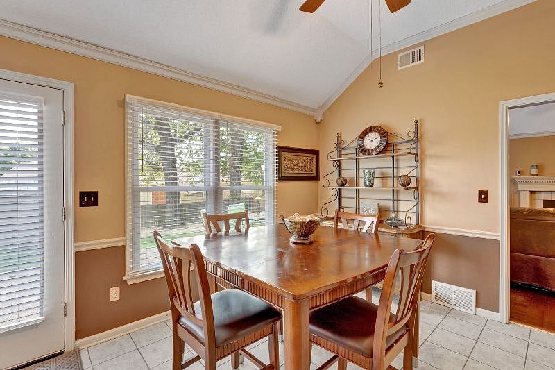 Furnished Finder property 532384_1 photo 12