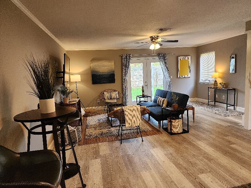 Dining/Living Room