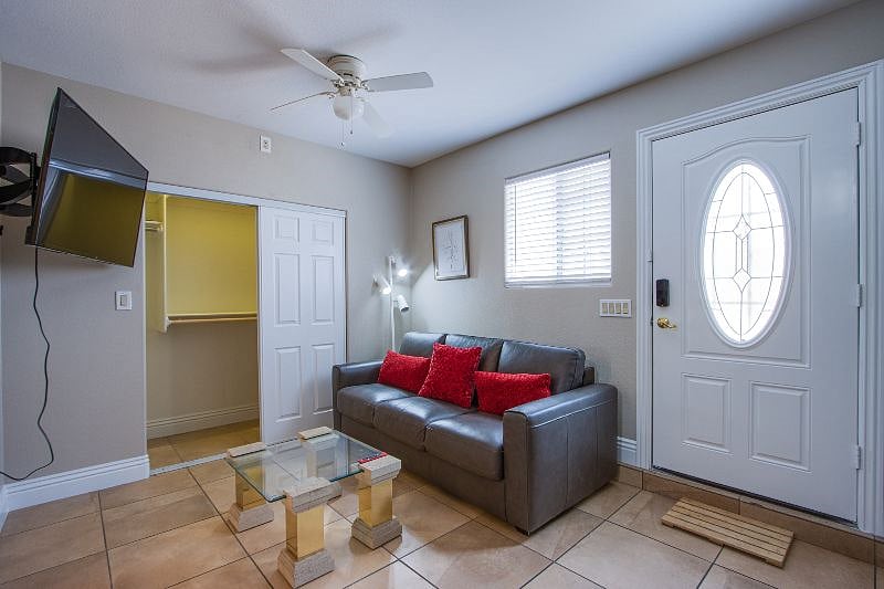 Furnished Finder property 532429_1 photo 10