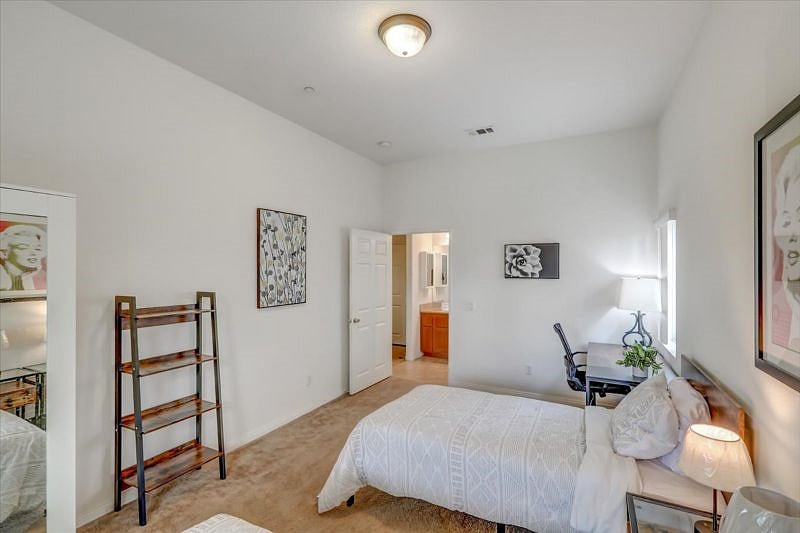 Furnished Finder property 532457_1 photo 15