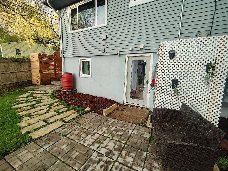 Private entrance at the rear of the house. 