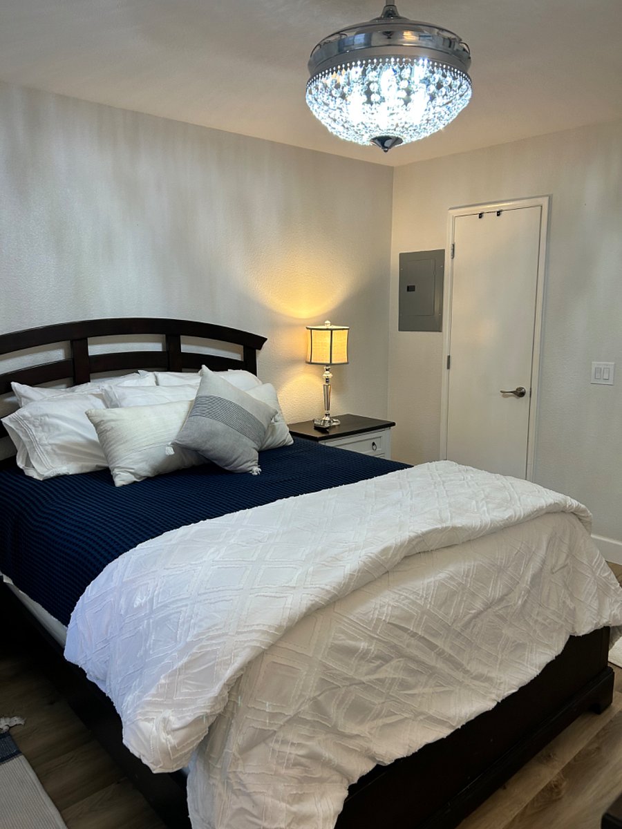 Furnished Finder property 532600_1 photo 12