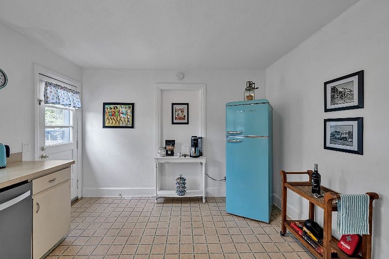 Furnished Finder property 532614_1 photo 17