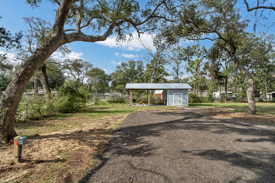 Furnished Finder property 532614_1 photo 44