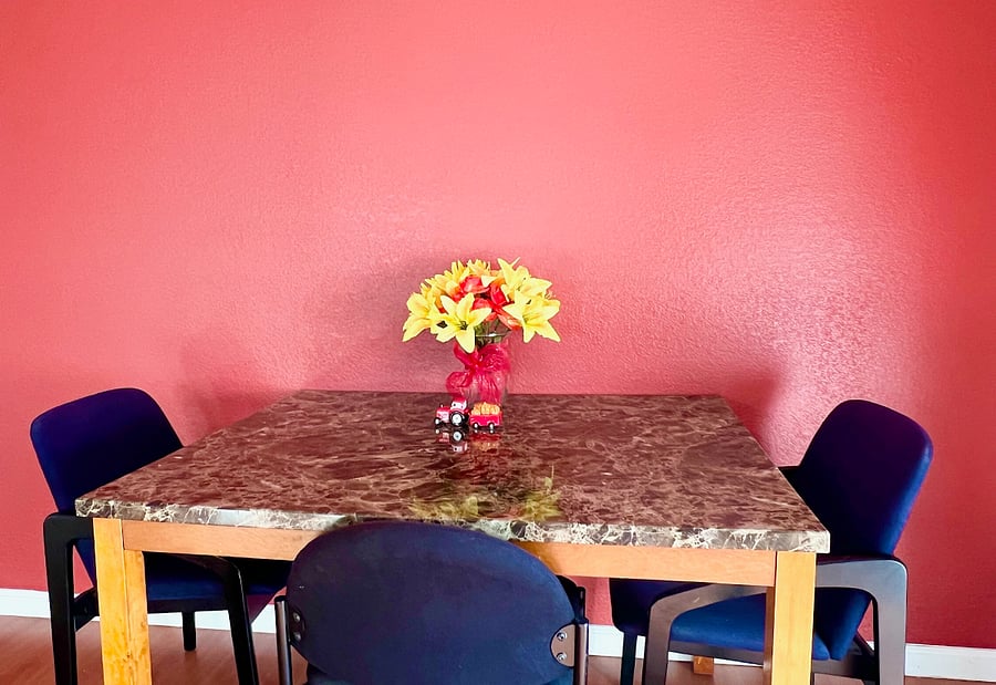 dinning table