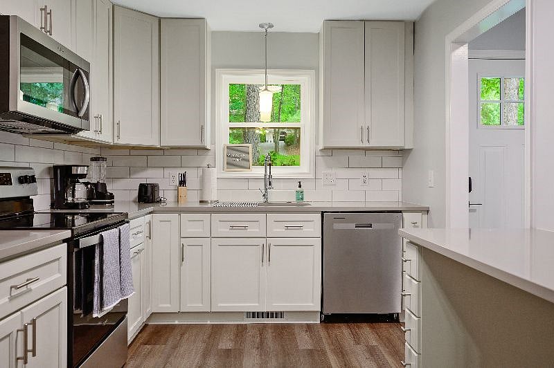 Furnished Finder property 532747_1 photo 11