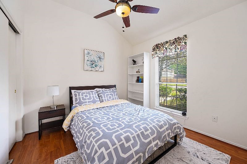 Furnished Finder property 532826_1 photo 15