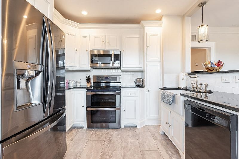 Furnished Finder property 532932_1 photo 17