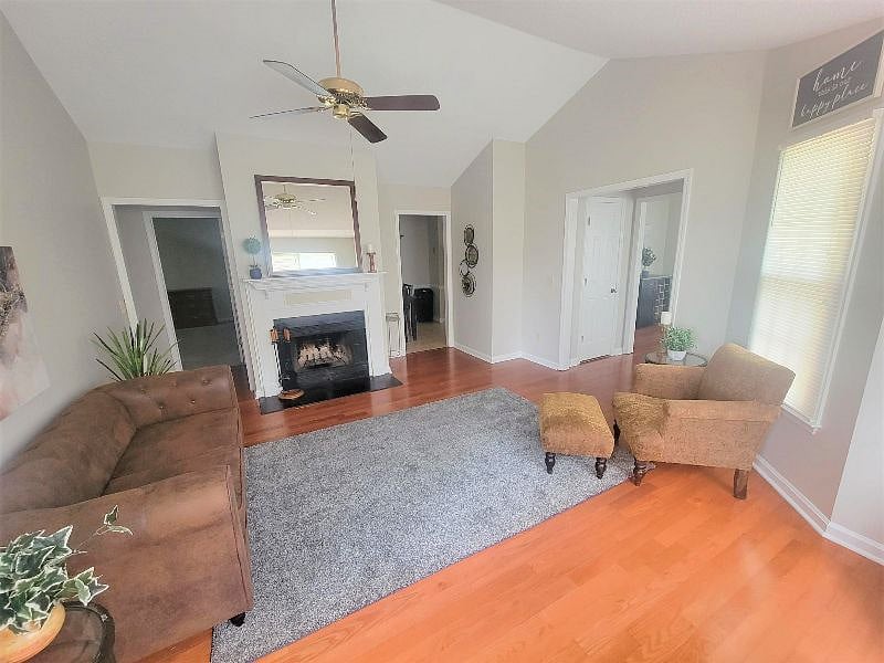 Furnished Finder property 532946_1 photo 10