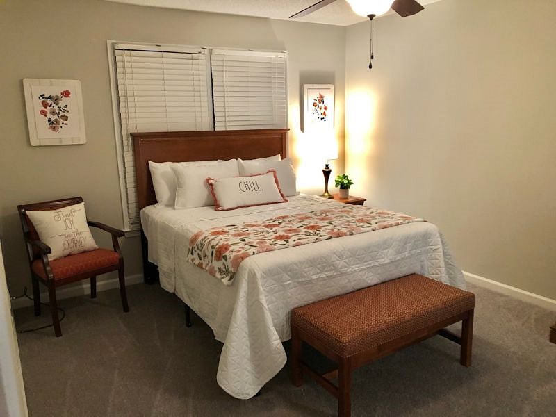 Queen bed in master