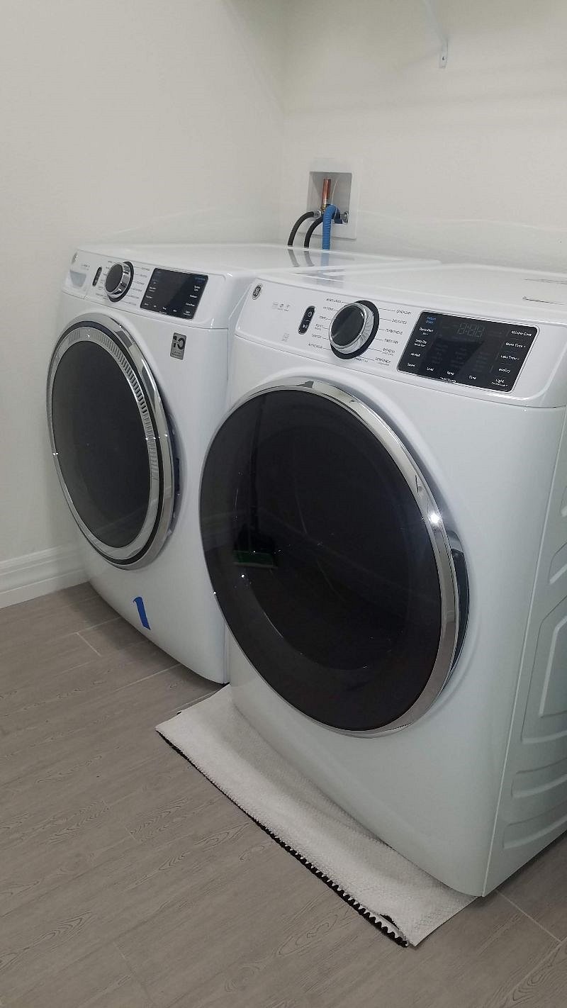 Extra Large Capacity, High Efficiency, Washer & Dryer