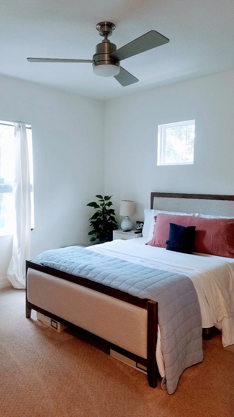 Example of How Room Could Be Configured with a Queen Bedframe
