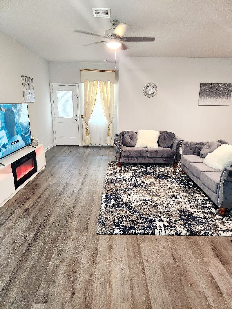 Furnished Finder property 533002_1 photo 13