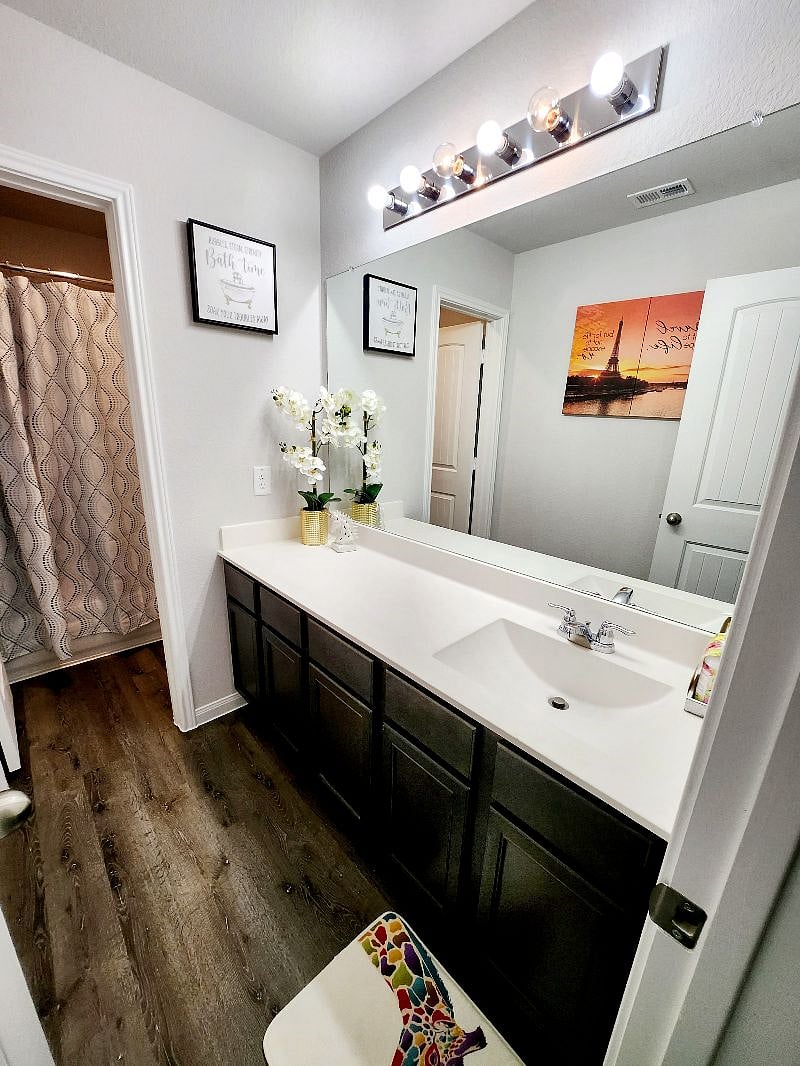 Furnished Finder property 533002_1 photo 23