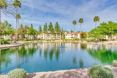 5 Lakes on site