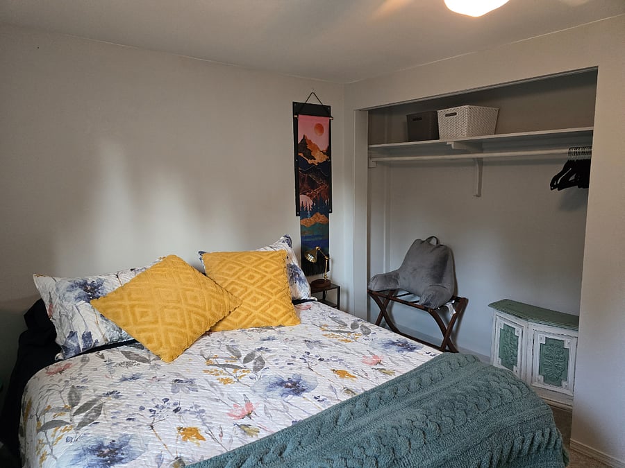 #1 bed and closet.