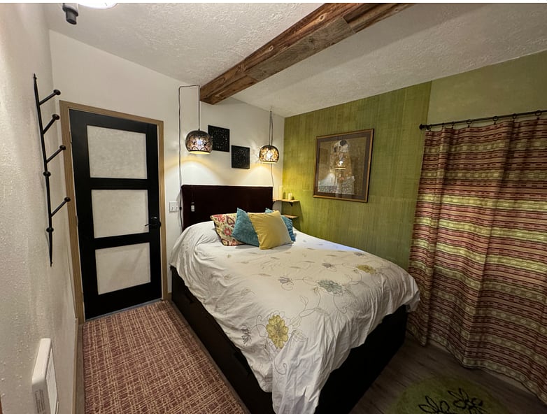 Furnished Finder property 533187_1 photo 24