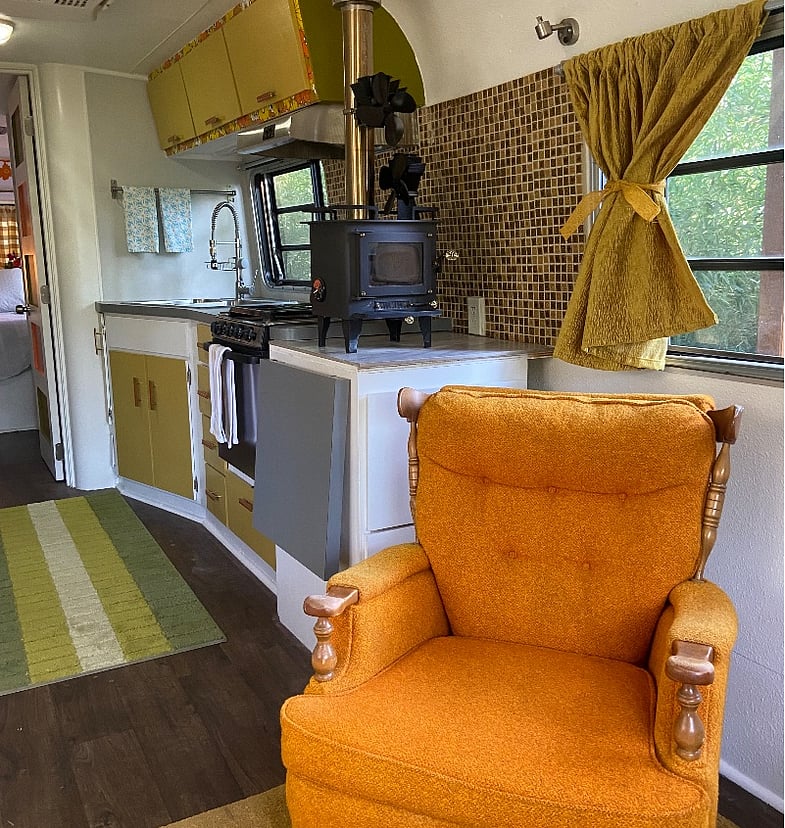 Furnished Finder property 533187_2 photo 3