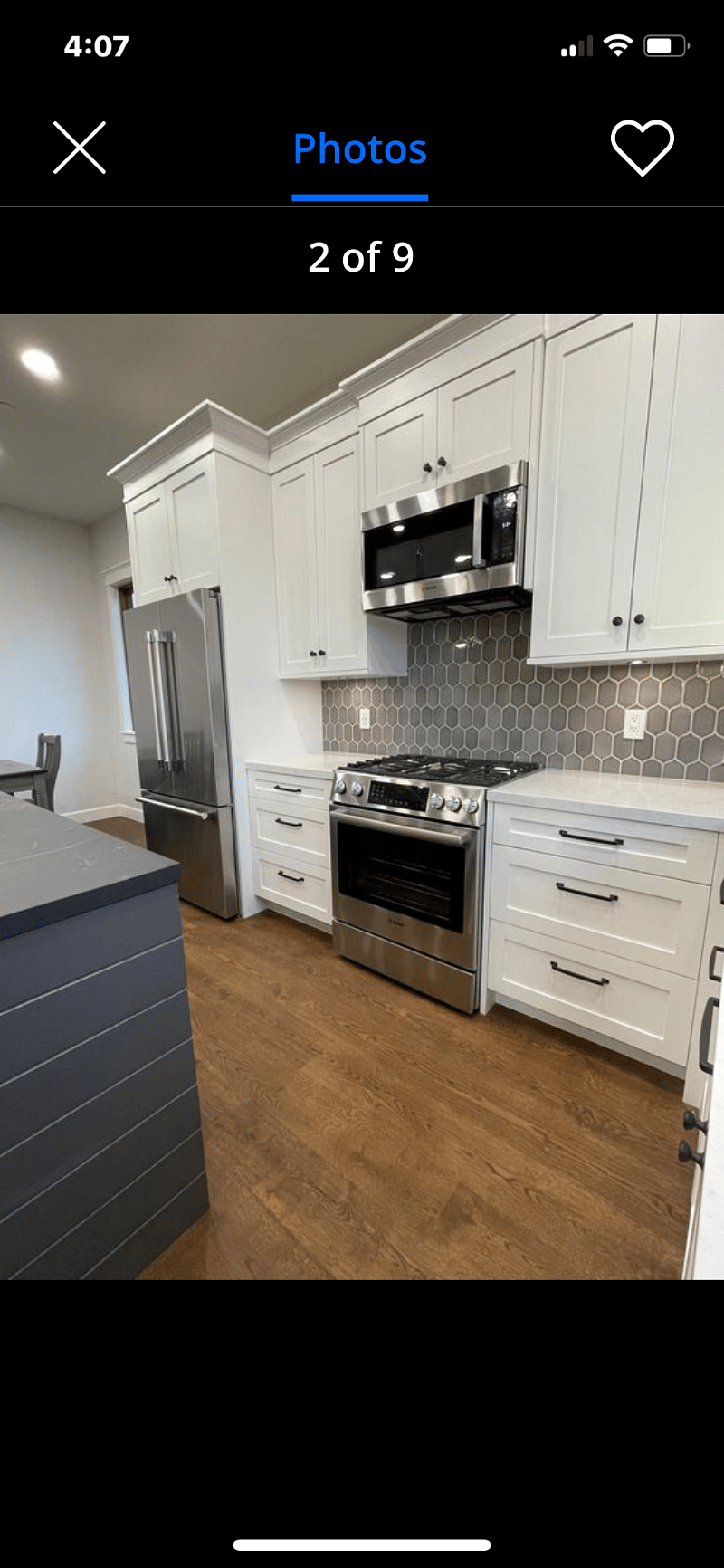 Shared kitchen and pantry. High end Bosh appliances, gas range. 