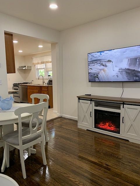 Furnished Finder property 533359_1 photo 3