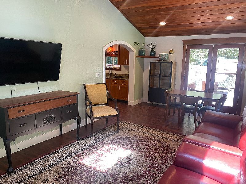 Furnished Finder property 533403_1 photo 4