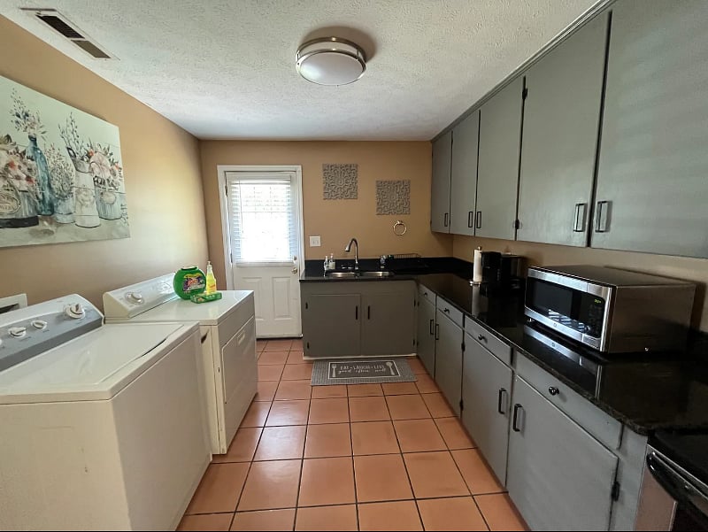 Furnished Finder property 533440_1 photo 13