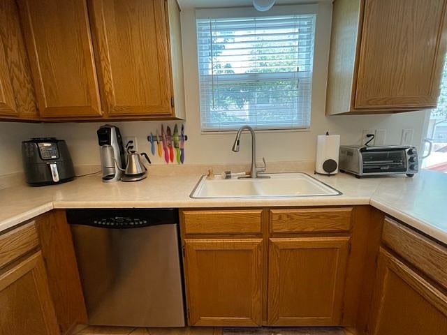 I have an air fryer, toaster oven, electric kettle, and soda stream.