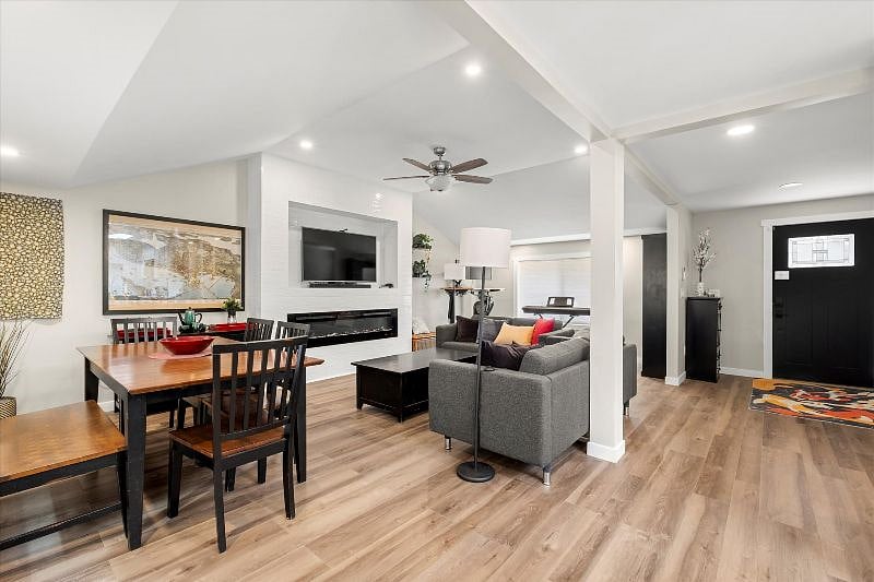 Furnished Finder property 533610_1 photo 3