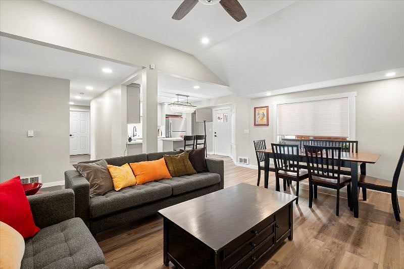 Furnished Finder property 533610_1 photo 4