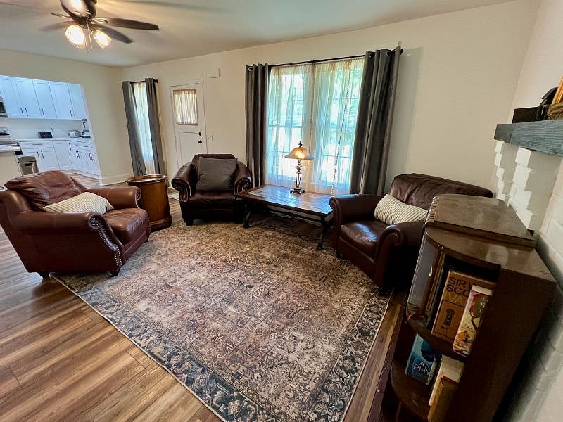 Furnished Finder property 533627_2 photo 11
