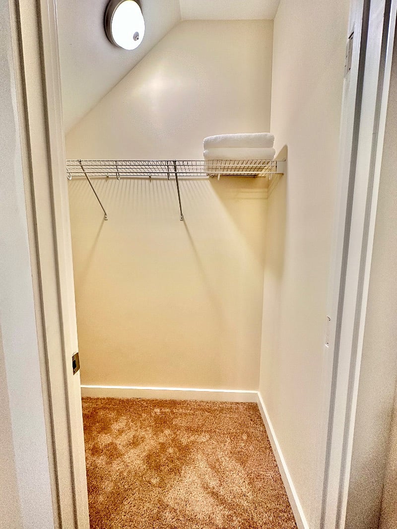 Furnished Finder property 533667_1 photo 18