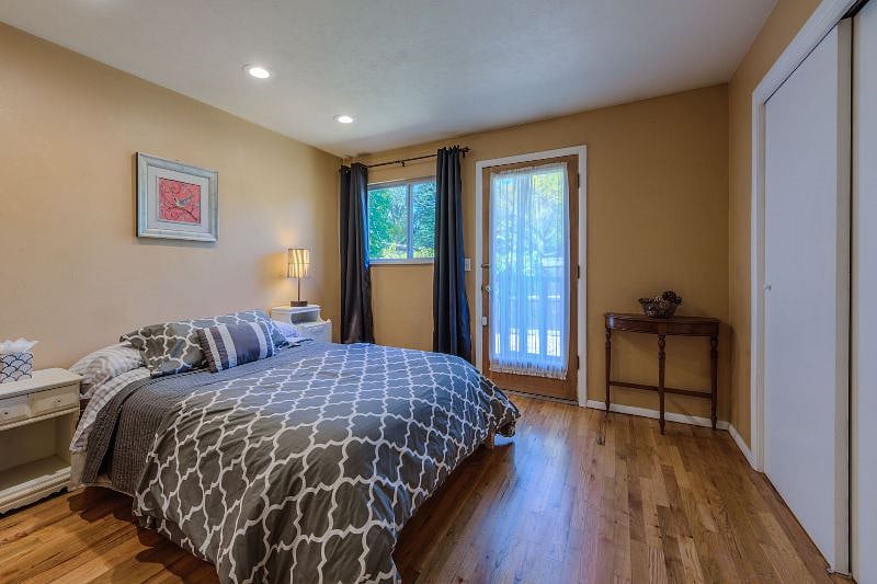 Furnished Finder property 533705_1 photo 14