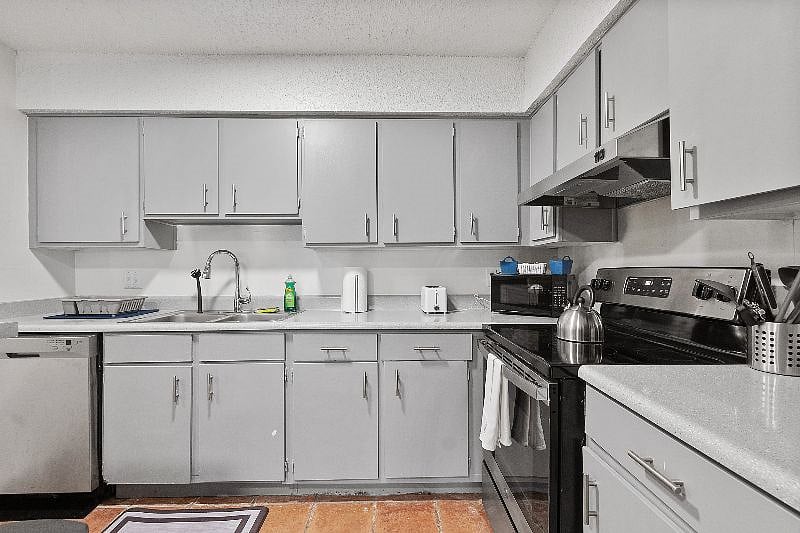 Furnished Finder property 533761_1 photo 10