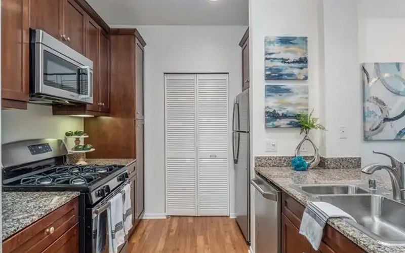 Furnished Finder property 533834_1 photo 7