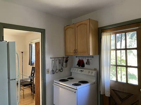 Furnished Finder property 533837_1 photo 7