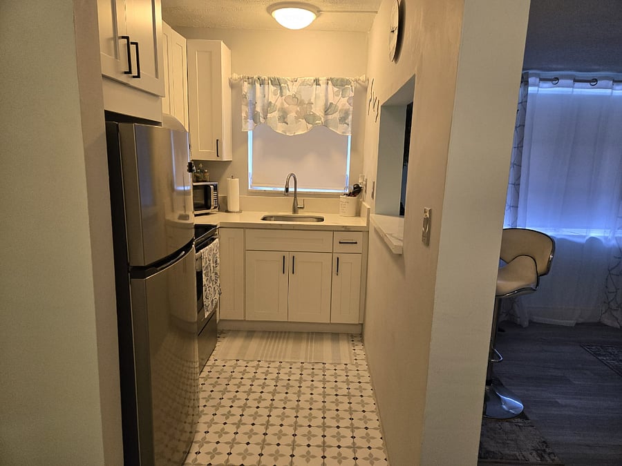 Furnished Finder property 533936_1 photo 13