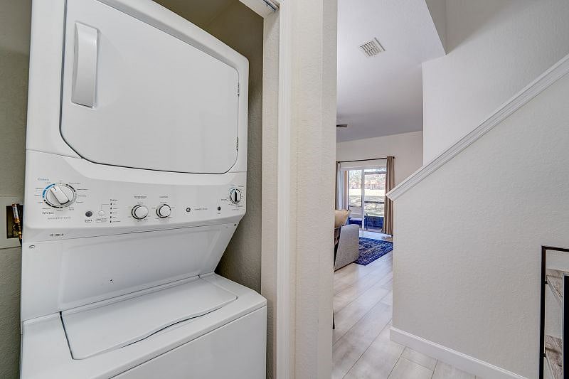 Furnished Finder property 534044_1 photo 9