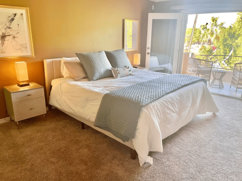 Guest Suite with balcony
