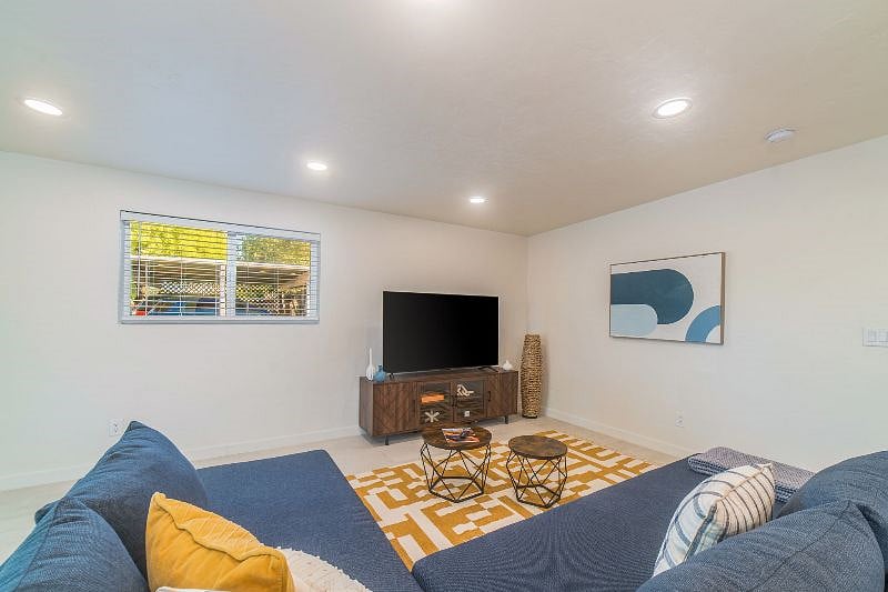 Furnished Finder property 534136_3 photo 10