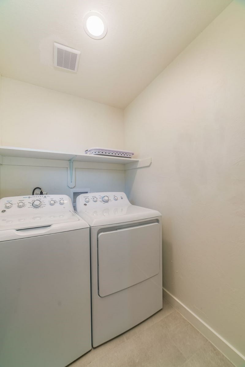 Furnished Finder property 534136_3 photo 27