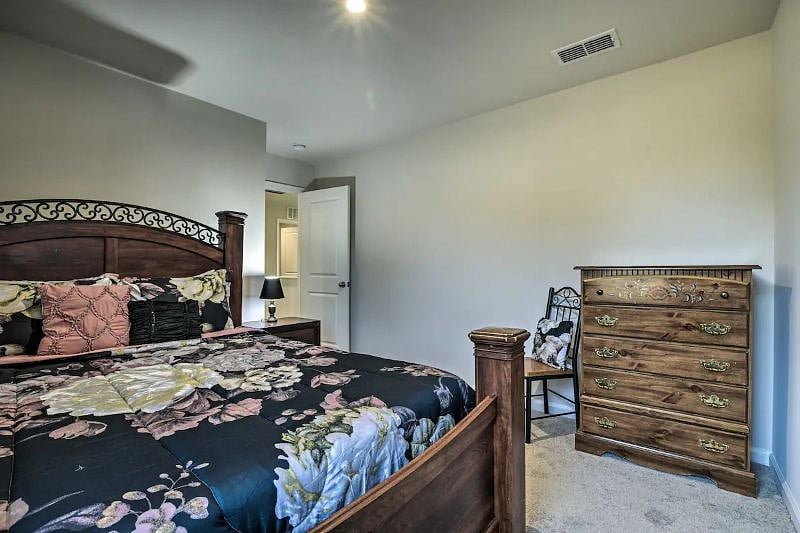Furnished Finder property 534190_1 photo 12