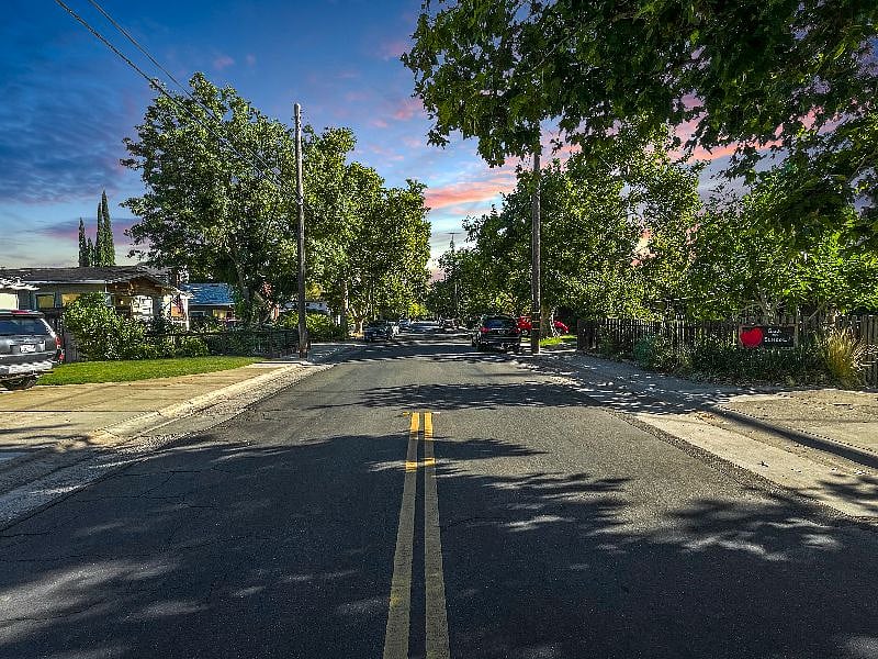 51st Street looking toward East Portal Park