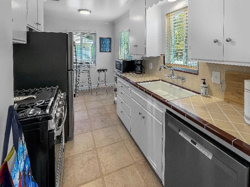 Kitchen from the laundry room
