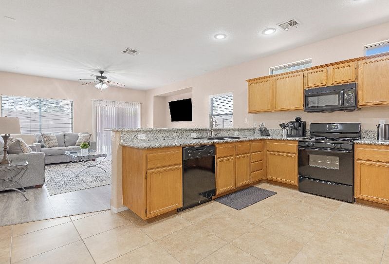 Furnished Finder property 534292_1 photo 6