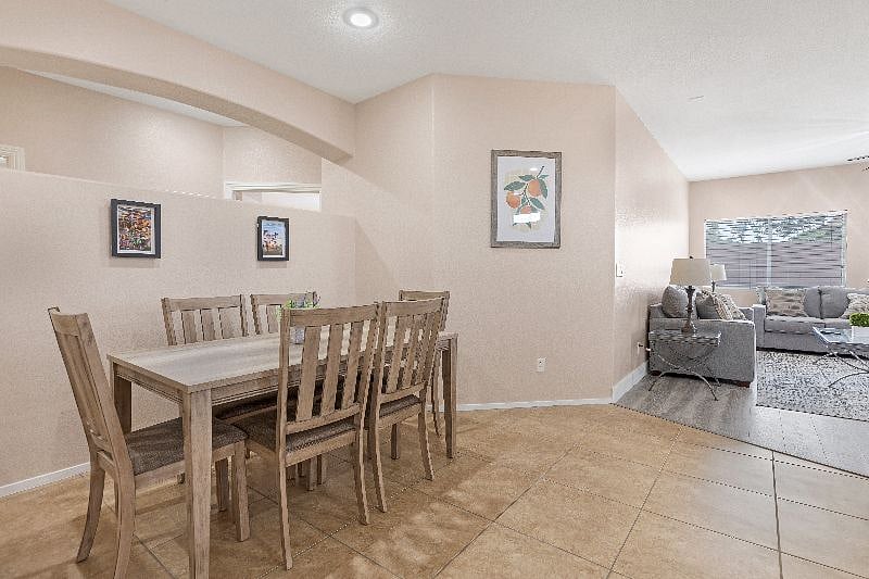 Furnished Finder property 534292_1 photo 9