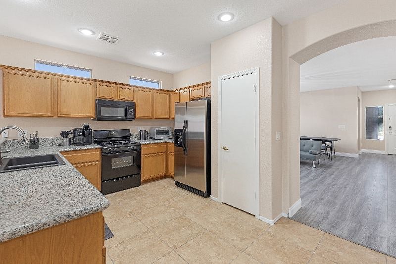 Furnished Finder property 534292_1 photo 7