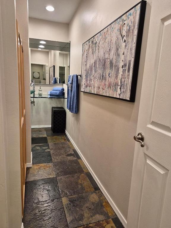 Furnished Finder property 534298_1 photo 17