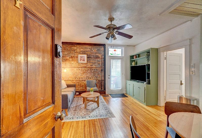 Furnished Finder property 534305_1 photo 2