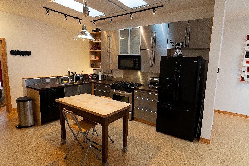 Furnished Finder property 534309_1 photo 3