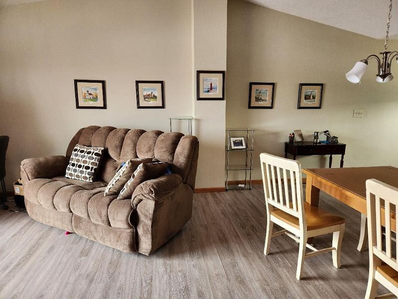 Dining/living area
